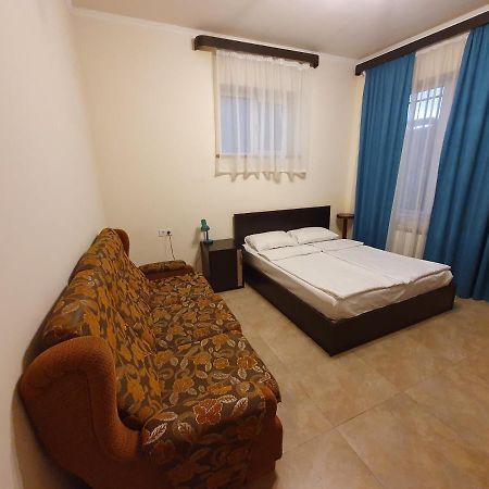 Capsule Hostel In The Old City Of Erivan Dış mekan fotoğraf