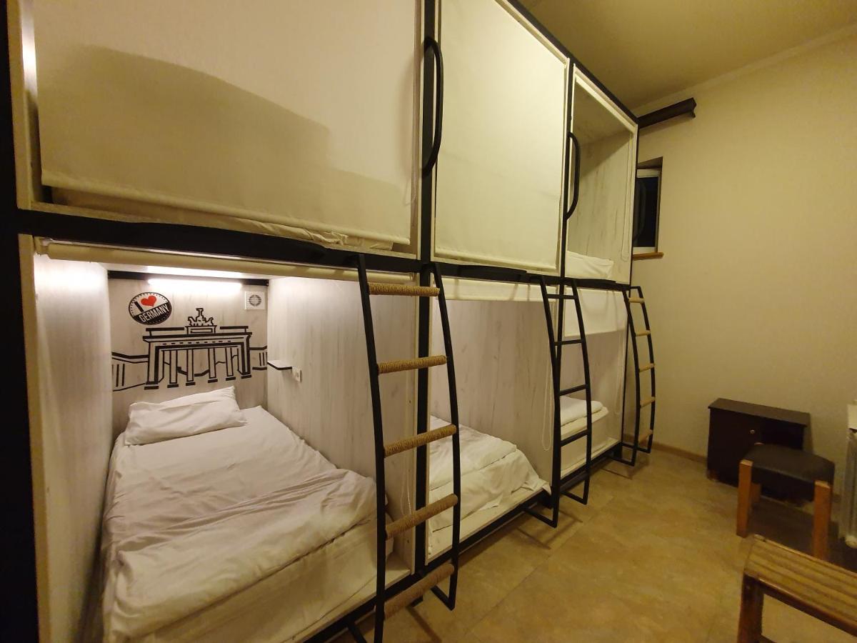 Capsule Hostel In The Old City Of Erivan Dış mekan fotoğraf